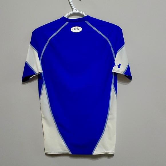 Under armor shirts - Picture 2 of 2